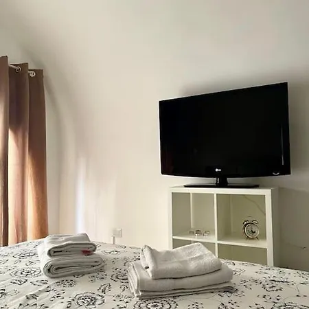 Apartment Oasis *